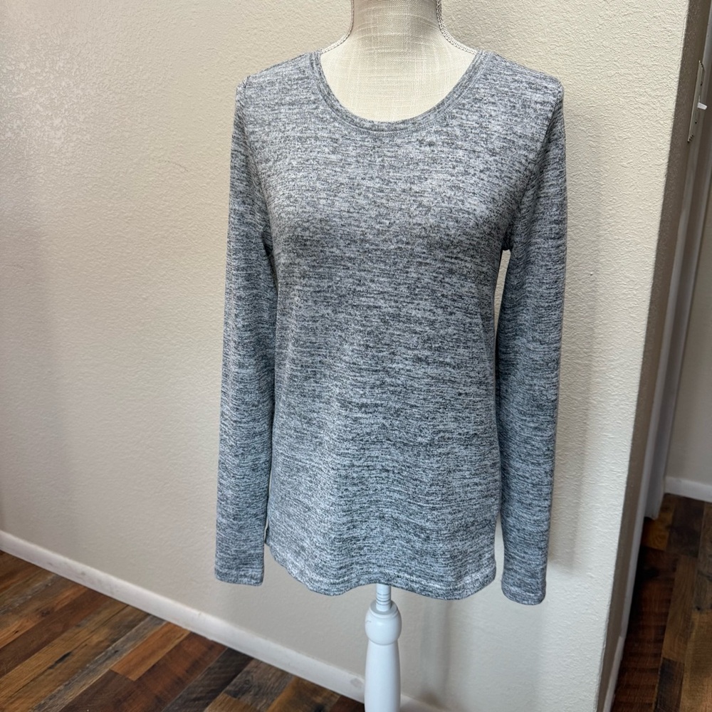 90 Degree By Reflex Heathered Gray Long Sleeve Top w/Cut Outs - Size Medium